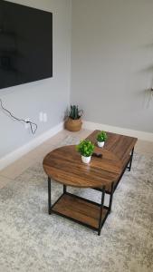 Bohemian 1 Bedroom- Minutes from Busch Gardens