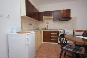 Apartments with a parking space Cibaca, Dubrovnik - 8998