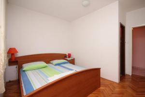 Apartments with a parking space Stari Grad, Hvar - 8757