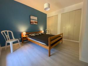 Appartement T2 rénové pour 4 pers, au pied de la plage avec 2 balcons et parking privé, St Georges - FR-1-494-135