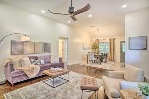 Charming Baton Rouge Retreat ~ 3 Mi to LSU!