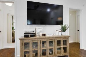Charming Baton Rouge Retreat ~ 3 Mi to LSU!