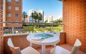 Cozy Apartment In Alicante Alacant