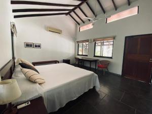 Cottage Garden Bungalows