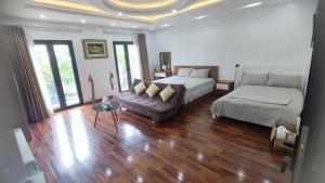 Lea House Ha Long