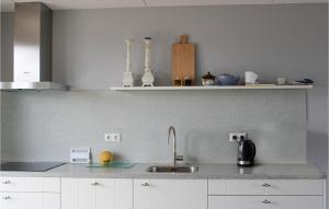 Stunning Home In Wieringerwerf