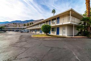 Motel 6-Palm Springs, CA - East - Palm Canyon