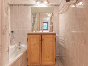 Appartement 2 pièces à Serre-Chevalier - 4 personnes, garage inclus - FR-1-330E-94