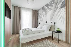 WestSide River Apartment