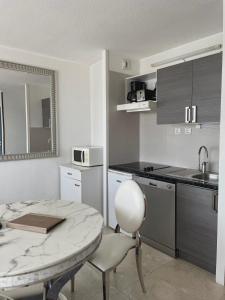 Appart'hotels Appart'hotel Le Trianon : photos des chambres