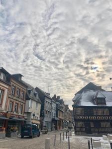 Maisons de vacances Maison cosy avec jardin en plein centre historique : photos des chambres