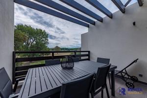 Appartements Le Backspin - Appartement moderne avec terrasse : photos des chambres