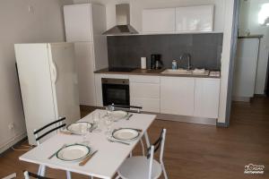 Appartements Hyper centre - wifi - cosy - Gare : Studio Familial - Non remboursable