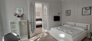 Castle Apartman **** - Feketehegy