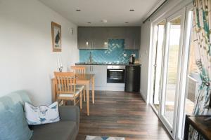 Bluebell Cabin