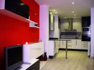 El Vinilo. Aparcamiento exterior gratuito - Villalba Baja