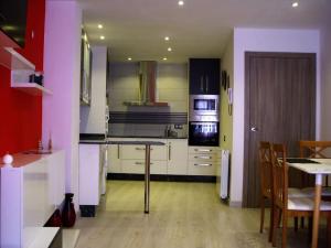 El Vinilo. Aparcamiento exterior gratuito