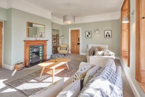 Host & Stay - Cheviot House