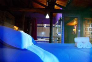 One bedroom appartement with furnished terrace and wifi at Segura de Toro