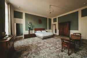 Hotels Chateau de La Barge : photos des chambres