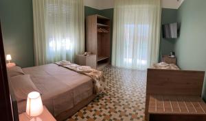 Triple Room with Terrace