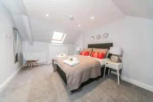 14 Helena House One Bedroom Apartment - Tilehurst