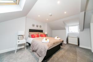 14 Helena House One Bedroom Apartment