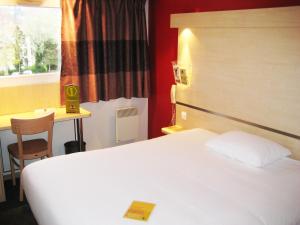 Hotels B&B HOTEL Le Puy-en-Velay : photos des chambres