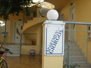 Giorgos Apartments - Palaiochóra