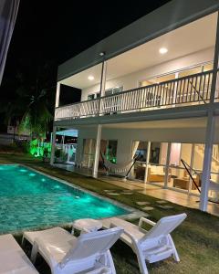 Casa Blanca Hibiscus Angra de Ipioca Maceió