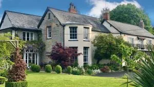 Farthings Country House Hotel & Restaurant Tunton - Thorn Falcon