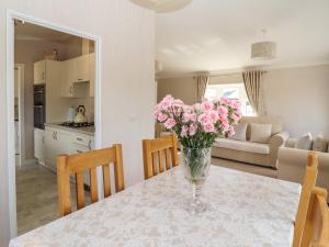 12 Bucklesham Park