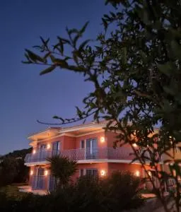 Julietta Suites - Spiliá