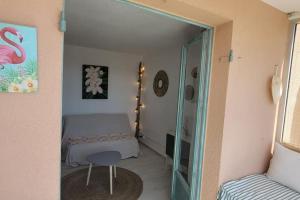 Appartement vue mer climatisé Seaview AC apartment Saint Pierre la Mer