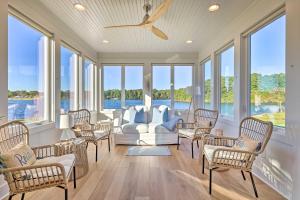 Waterfront Oasis On Tims Ford Lake PoolandKayak!