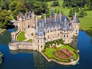 Charmant Gîte Familial avec Grand Terrain, à Proximité de Fontgombault et de la Creuse - FR-1-591-118