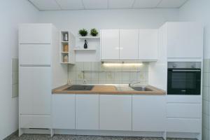 Apartments by the sea Drasnice, Makarska - 6652