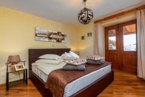 Double Room with Terrace room in Apartments and rooms with parking space Loborika Pula - 12983
