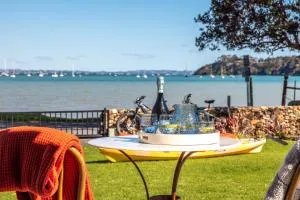 Seaside on Waiheke - Stay Waiheke - Blackpool