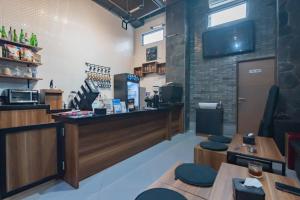 Urbanview Elephant Eleven Residence Buah Batu Bandung by RedDoorz