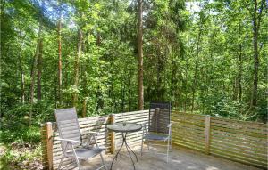 2 Bedroom Awesome Home In Svängsta