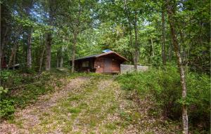 2 Bedroom Awesome Home In Svängsta