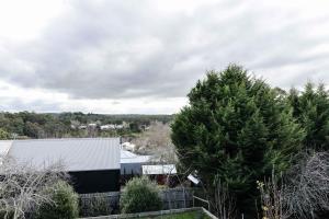 Hidden Gem ~ Luxury Cottage near Lake Daylesford