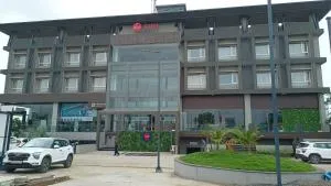 Spree Hotel Aurangabad - Jogeshwāri