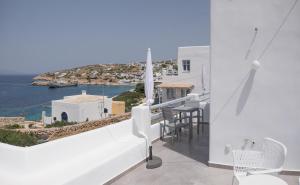 Makares Donousa-Island Greece