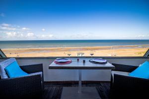 Appartements Havre de paix a deux pas de la plage - Arrivee autonome, Parking prive et gratuit : photos des chambres