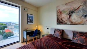 Ferienwohnung mit Komfort in Strandnähe mit Terrasse und Meerblick in 10ter Etage