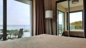 Ferienwohnung A102 mit Komfort in StrandnÃ¤he mit Terrasse und Meerblick in 10ter Etage PARKING FREE
