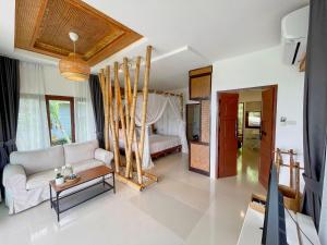 Baan Phuvara Retreat - Romantic Jacuzzi Mountain View Villas