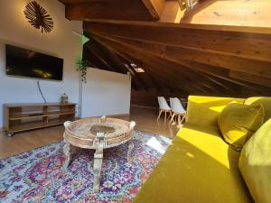 Dos Torres Númenor Ático Abuhardillado